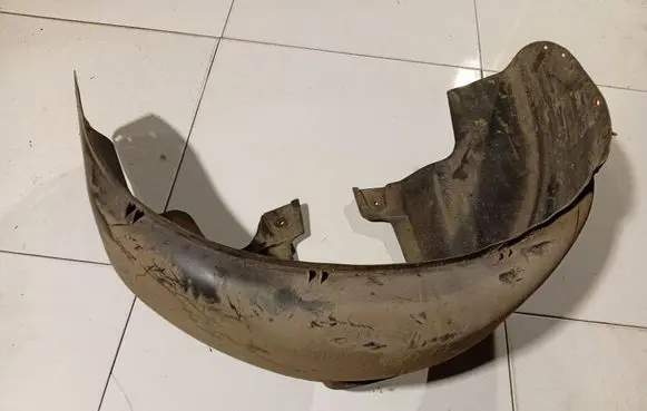 Volvo S40 Rear arch fender liner splash guards