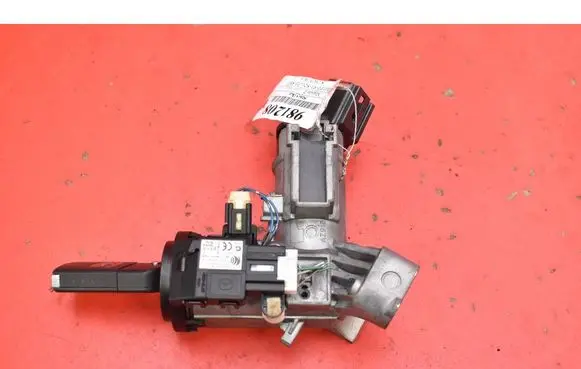 Mazda 2 Ignition lock D01H66938B