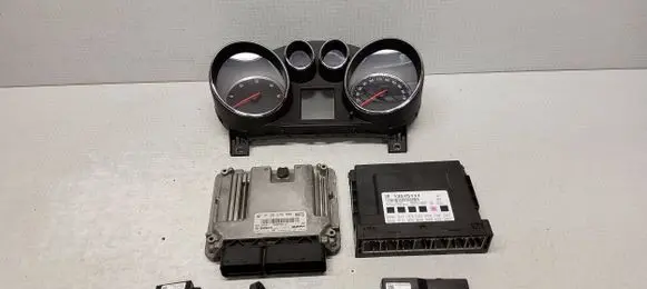 Opel Insignia A Engine ECU kit and lock set 13575111 55576906 13333344
