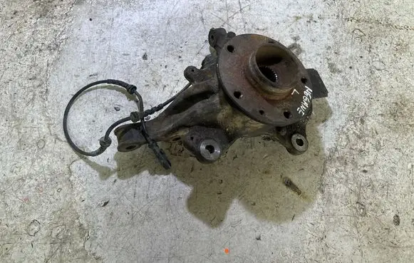 Renault Megane III Front wheel hub