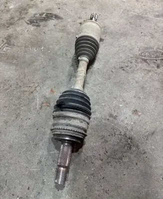 Mitsubishi Shogun Front driveshaft 3815A199