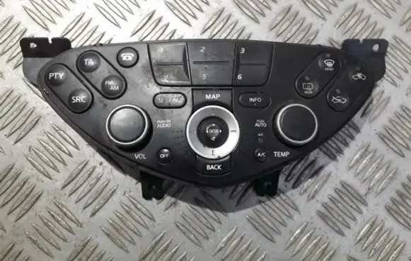 Nissan Primera Climate control unit 28395av610 10990140