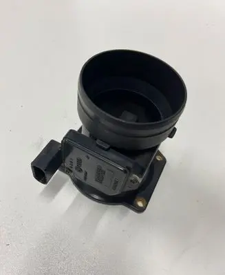 Audi A3 S3 8L Mass air flow meter 1J0129601L