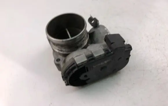 Volvo V70 Throttle valve 31216665