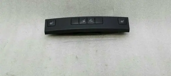 Mercedes-Benz E C207 W207 A set of switches A2078204010