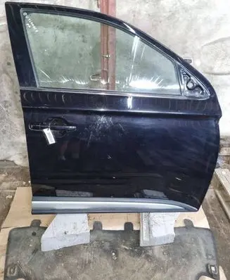 Mitsubishi Outlander Front door 