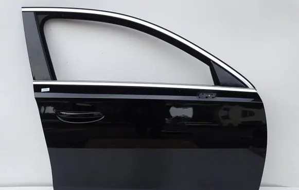 Mercedes-Benz A W177 Front door LAKIER