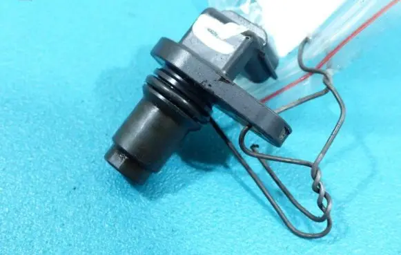 Nissan Maxima A35 Camshaft position sensor 16710Q26 IMPRK884567