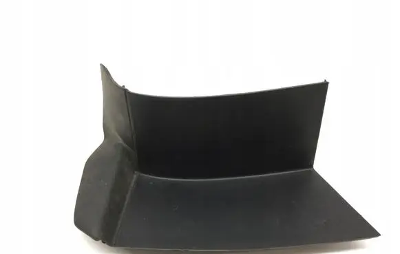 Volkswagen Touareg III Rear sill trim cover