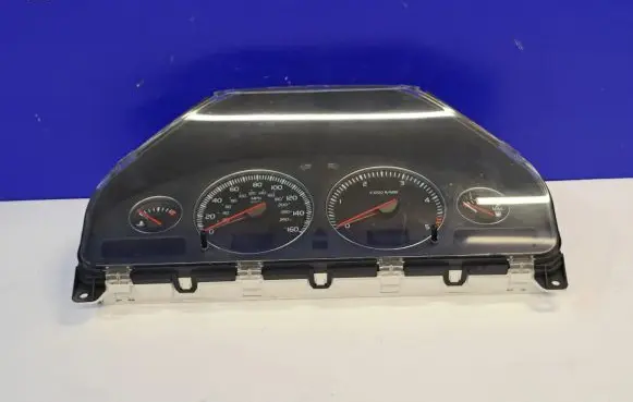 Volvo XC90 Speedometer (instrument cluster) 30746111 8691648