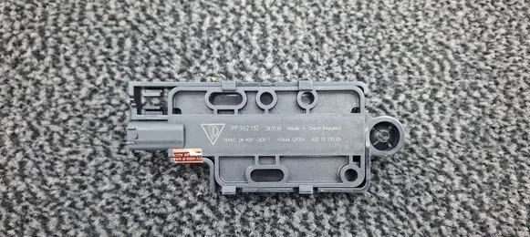 Porsche Macan (95B) Keyless (KESSY) go control unit/module 7PP962132