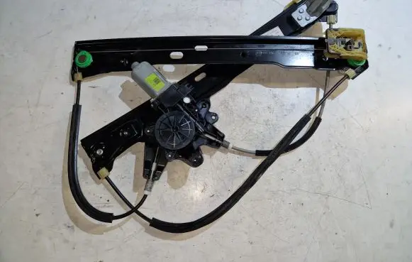 Ford C-MAX II Front window lifting mechanism without motor AM51R23201AE