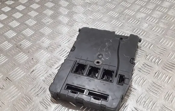 Renault Scenic II - Grand scenic II Comfort/convenience module 8200309691