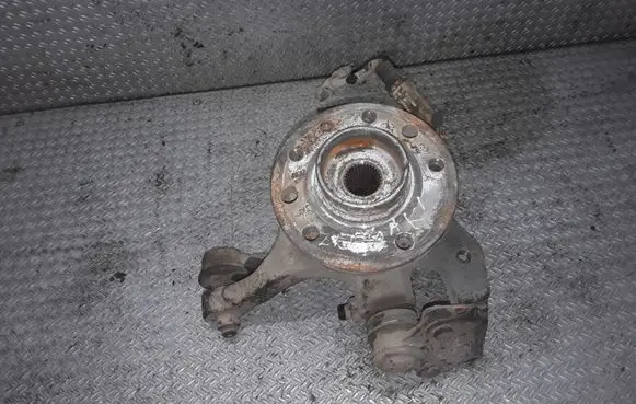 Opel Zafira B Front wheel hub spindle knuckle