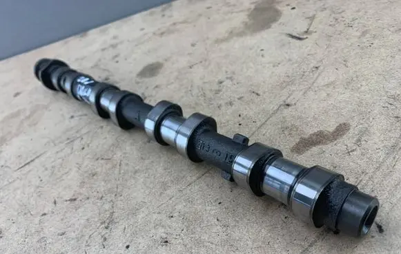 BMW 3 E46 Camshaft 2249542