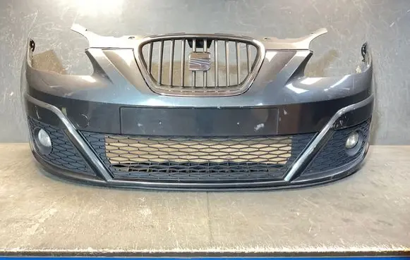 Seat Altea Front bumper 5P9807221 5P9807231