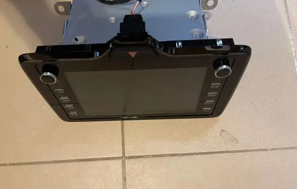 Mazda 2 Screen/display/small screen 861400D530