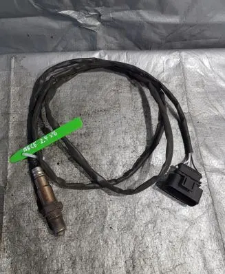 Audi A6 S6 C5 4B Lambda probe sensor 0258010073 ESENSKV09SKV078