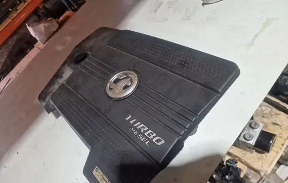 Opel Antara Engine cover (trim)