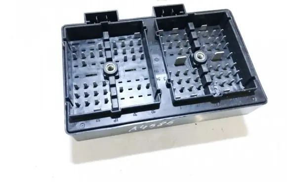 Chevrolet Captiva Fuse box set 9682108282