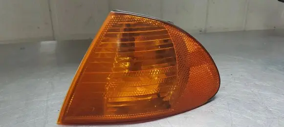 BMW 3 E46 Front indicator light 0311328001 6902765