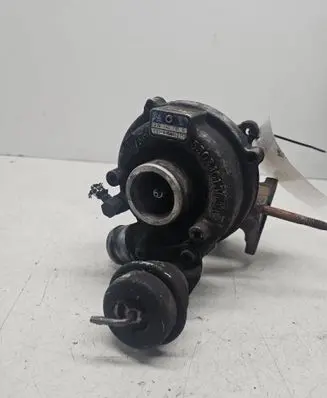 Volkswagen Golf IV Turbo 038145701D