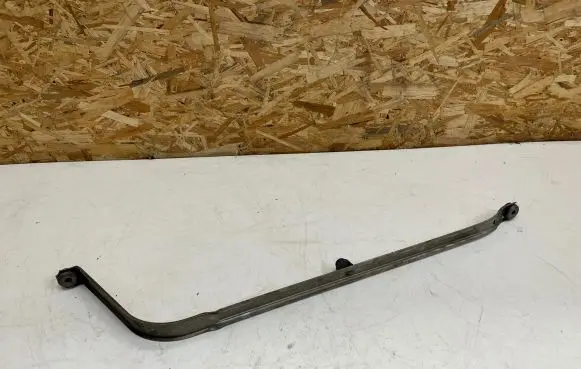 BMW M5 F90 Fuel tank mounting bracket 7354283