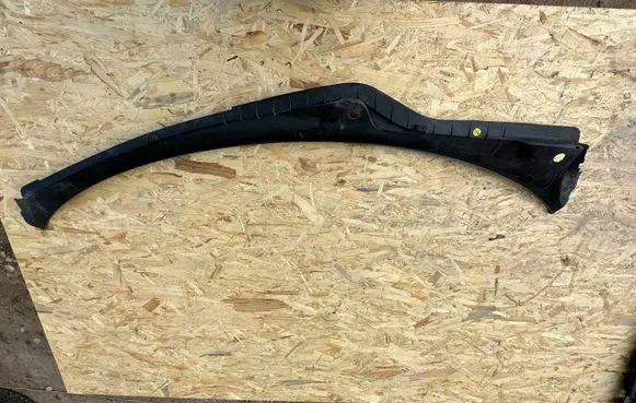Audi A6 S6 C7 4G Wiper trim 4G1819403