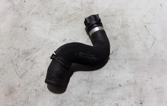 Audi Q5 SQ5 Engine coolant pipe/hose 8R0121101G