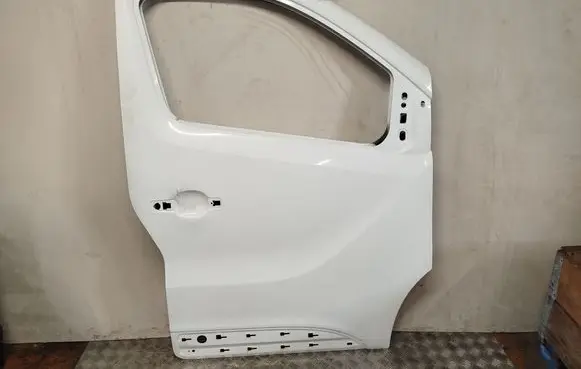 Door (2 Door Coupe)