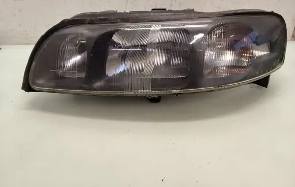 Volvo V70 Headlight/headlamp 