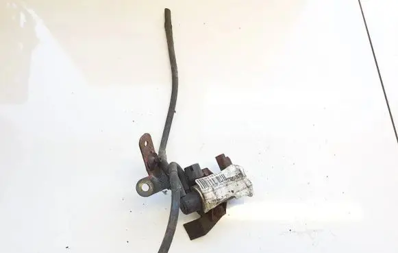 Volvo V50 Turbo solenoid valve 9650098380 70096602 965009838070096602