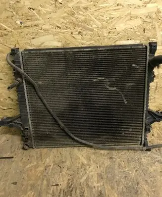 Volvo XC90 Coolant radiator