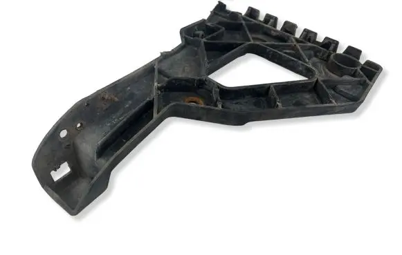 Audi A6 S6 C6 4F Front bumper mounting bracket 4F0807228