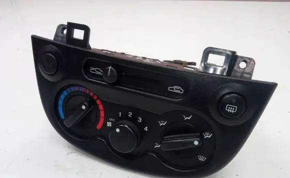 Chevrolet Matiz Climate control/heater control trim 9D10