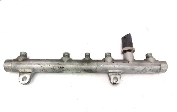 Renault Laguna II Fuel main line pipe 7700111013 0445214015