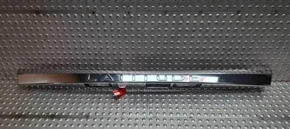 Renault Latitude (L70) Trunk door license plate light bar S25071261