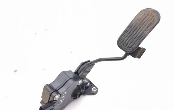 Lexus IS 220D-250-350 Accelerator throttle pedal 7811053031 1988007860