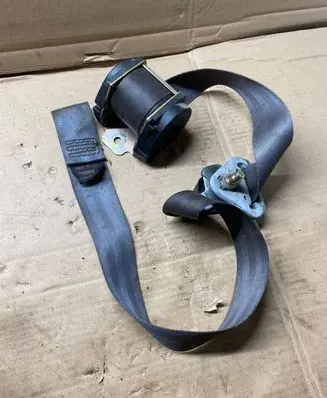 Renault Twingo I Rear seatbelt 831913H 7023178