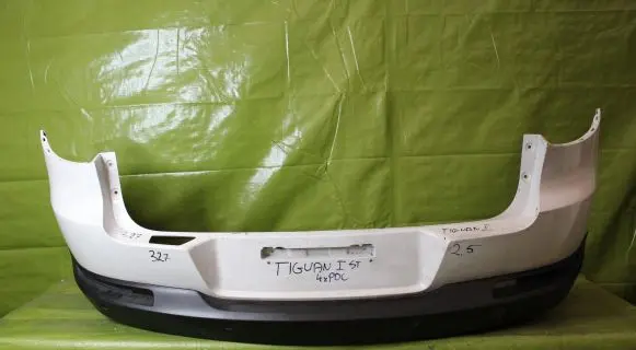 Volkswagen Eos Front bumper 000127