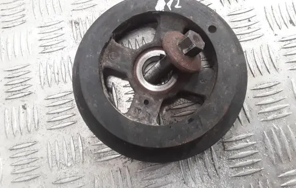 Nissan Primera Crankshaft pulley
