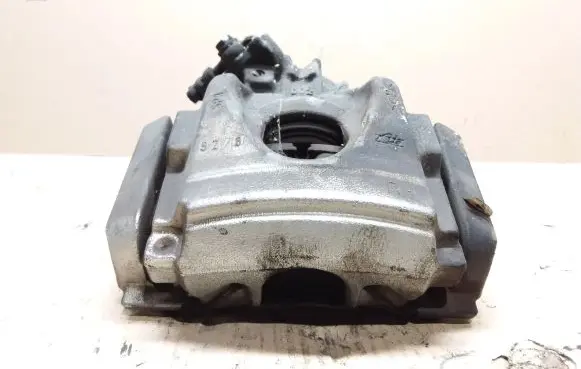 Peugeot 508 Front brake caliper