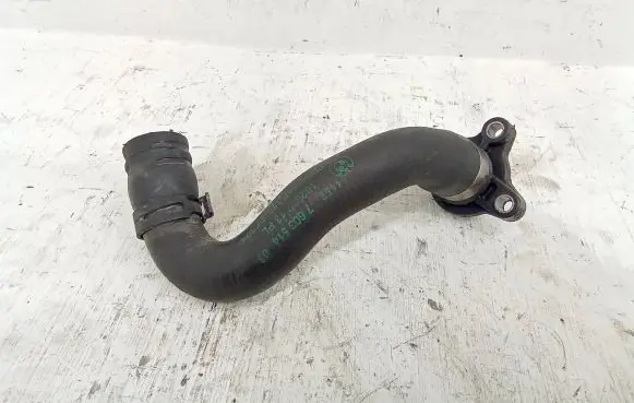 BMW 4 F32 F33 Engine coolant pipe/hose 7603514