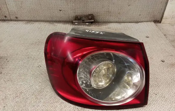 Volkswagen Golf Plus Rear/tail lights 5M0945095N