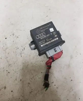 Audi A4 S4 B8 8K Light module LCM 8K0907357B