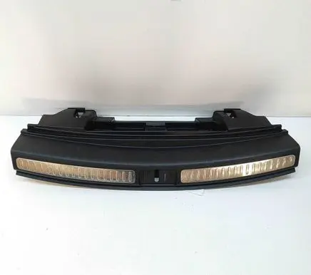 Trunk/boot sill cover protection