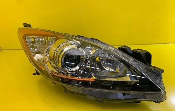 Mazda 3 II Headlight/headlamp 2154559