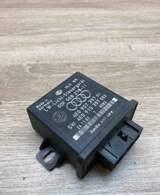 Audi A8 S8 D3 4E Light module LCM 4E0907357 4E0910357 5DF00827811