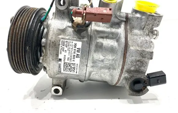 Volkswagen Golf VII Air conditioning (A/C) compressor (pump) 3Q0816803E