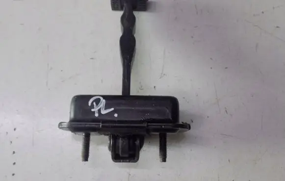 Peugeot 208 I Loading door check strap stopper 